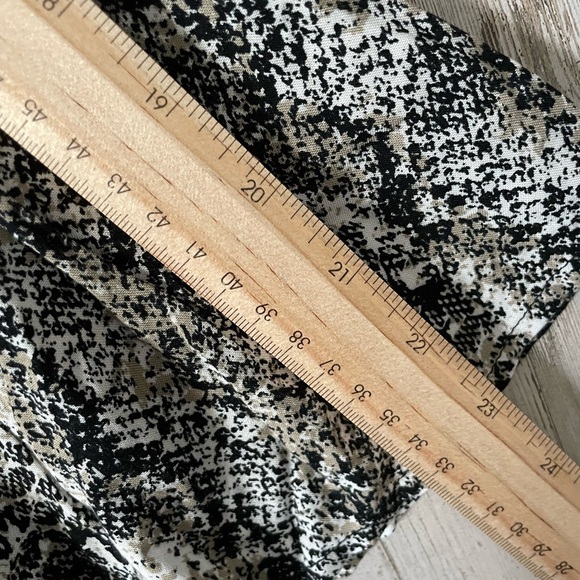 Savanna Jane Womens Aztec Embroidered Long Bell Sleeve V Neck Top Sz Small Boho - Picture 6 of 7